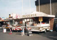 Pizza_runW.jpg (22624 Byte)